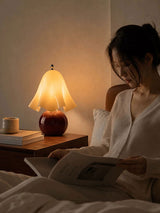 Niven Ridge Glass Table Lamp, detail view 4