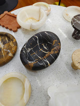 Dalia Cloud Marble Decorative Object, detail view 8