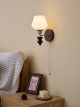 Vale Vista Glass Wall Light, detail view 8