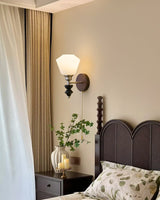 Vale Vista Glass Wall Light, detail view 39