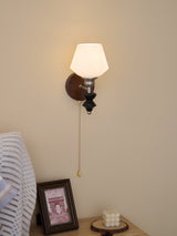 Vale Vista Glass Wall Light, detail view 12