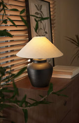 Rhea Wave Ceramic Table Lamp, detail view 12