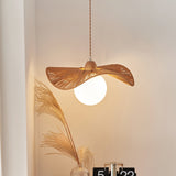 Lucen Pearl Glass Pendant Light, detail view 5