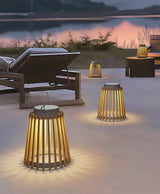 Flora Echo Outdoor Light, detail view 5
