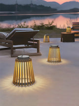 Flora Echo Outdoor Light, detail view 9