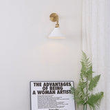 Galen Quartz Brass Wall Light, detail view 10