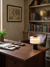 Elian Linden Alabaster Table Lamp, detail view 5