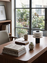 Elian Linden Alabaster Table Lamp, detail view 8